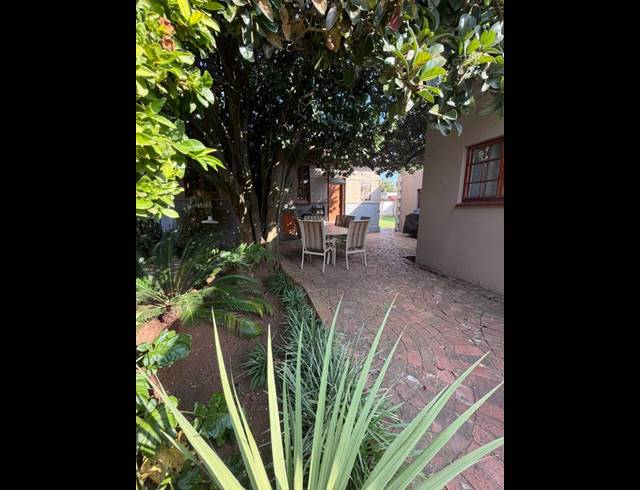 3 BEDROOM HOUSE FOR SALE IN SELECTION PARK